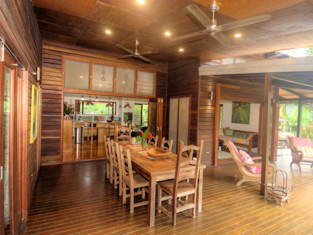 NS Gallery